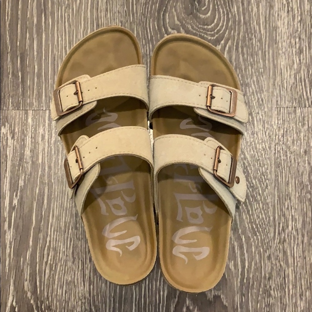 Double strap sandals